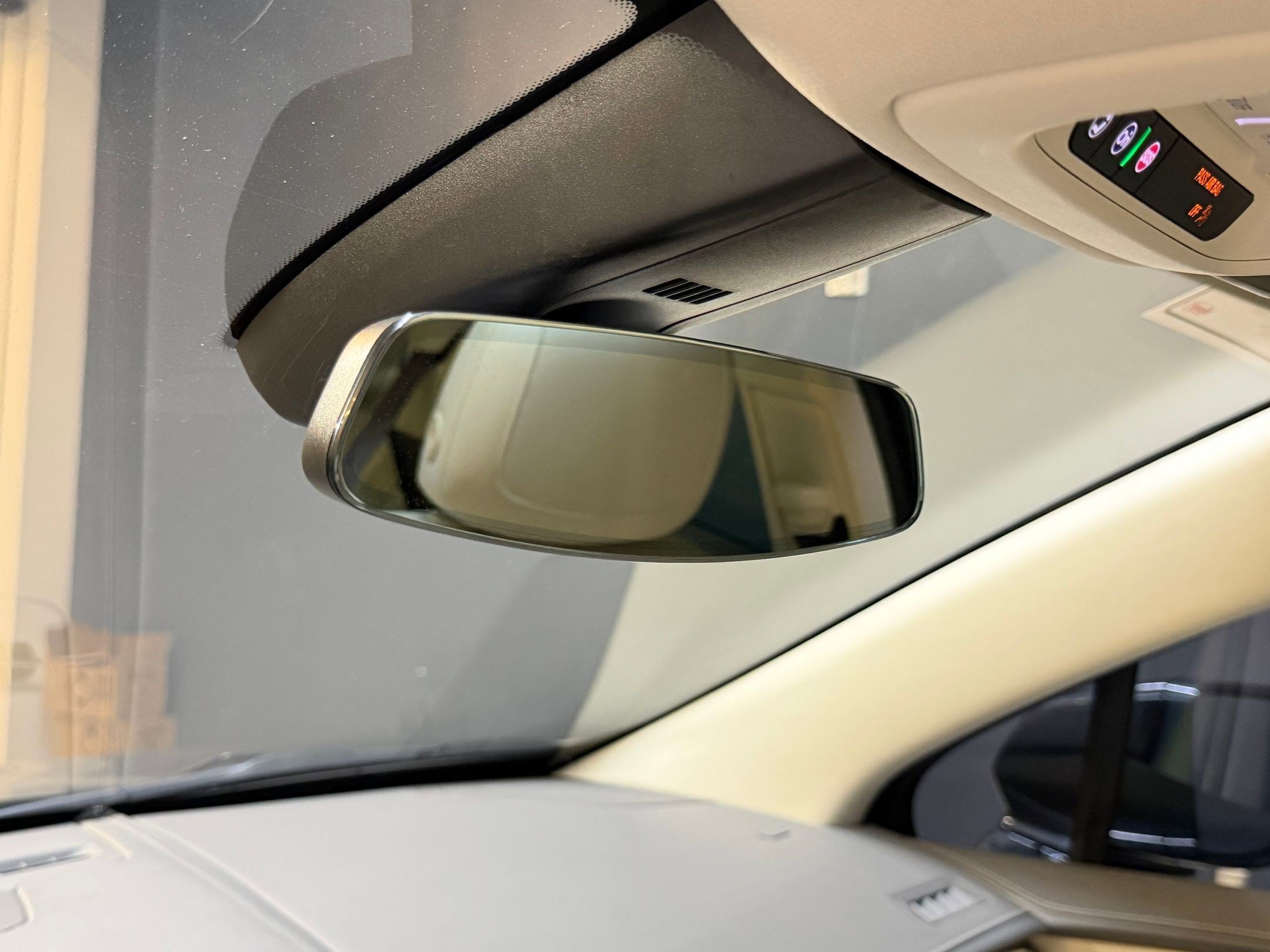 Used 2020 Cadillac XT5 Premium Luxury FWD image 21