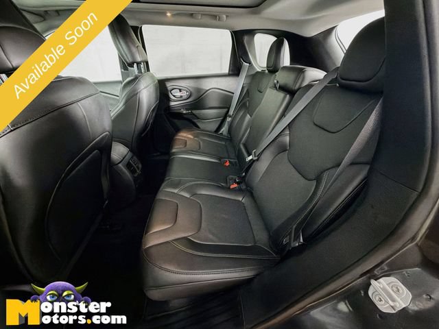 Used 2023 Jeep Cherokee Altitude Lux w/ Elite Group AWD/4WD image 25