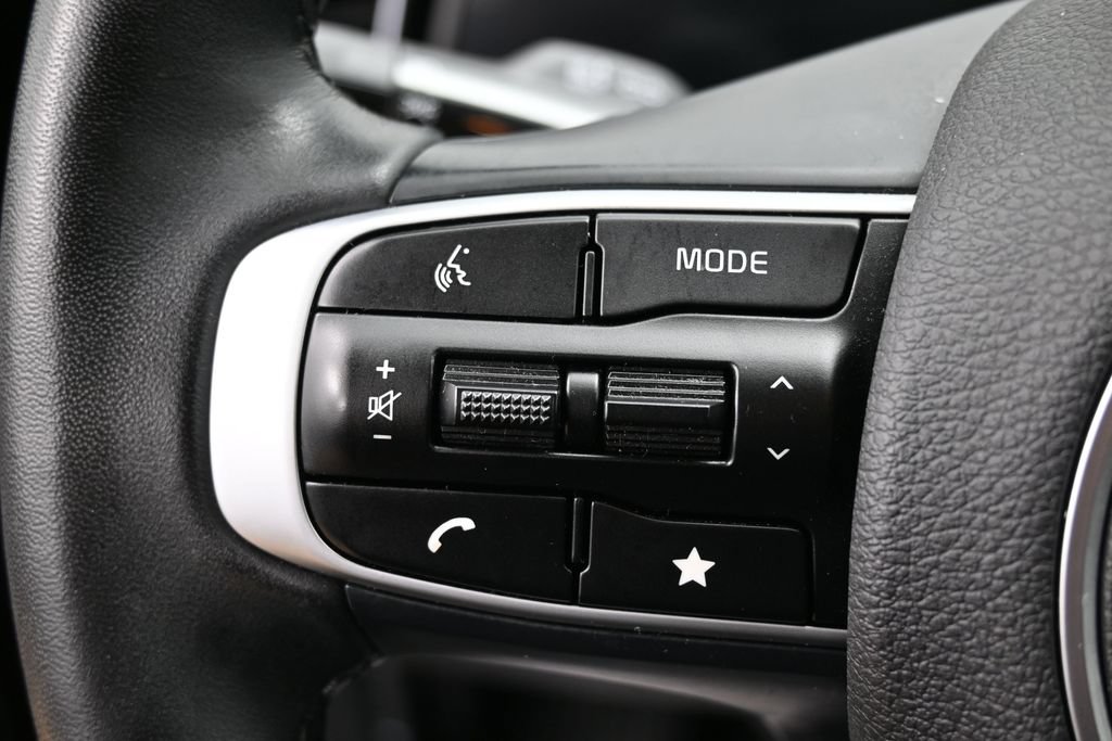 Used 2023 Kia Sportage EX AWD/4WD image 16