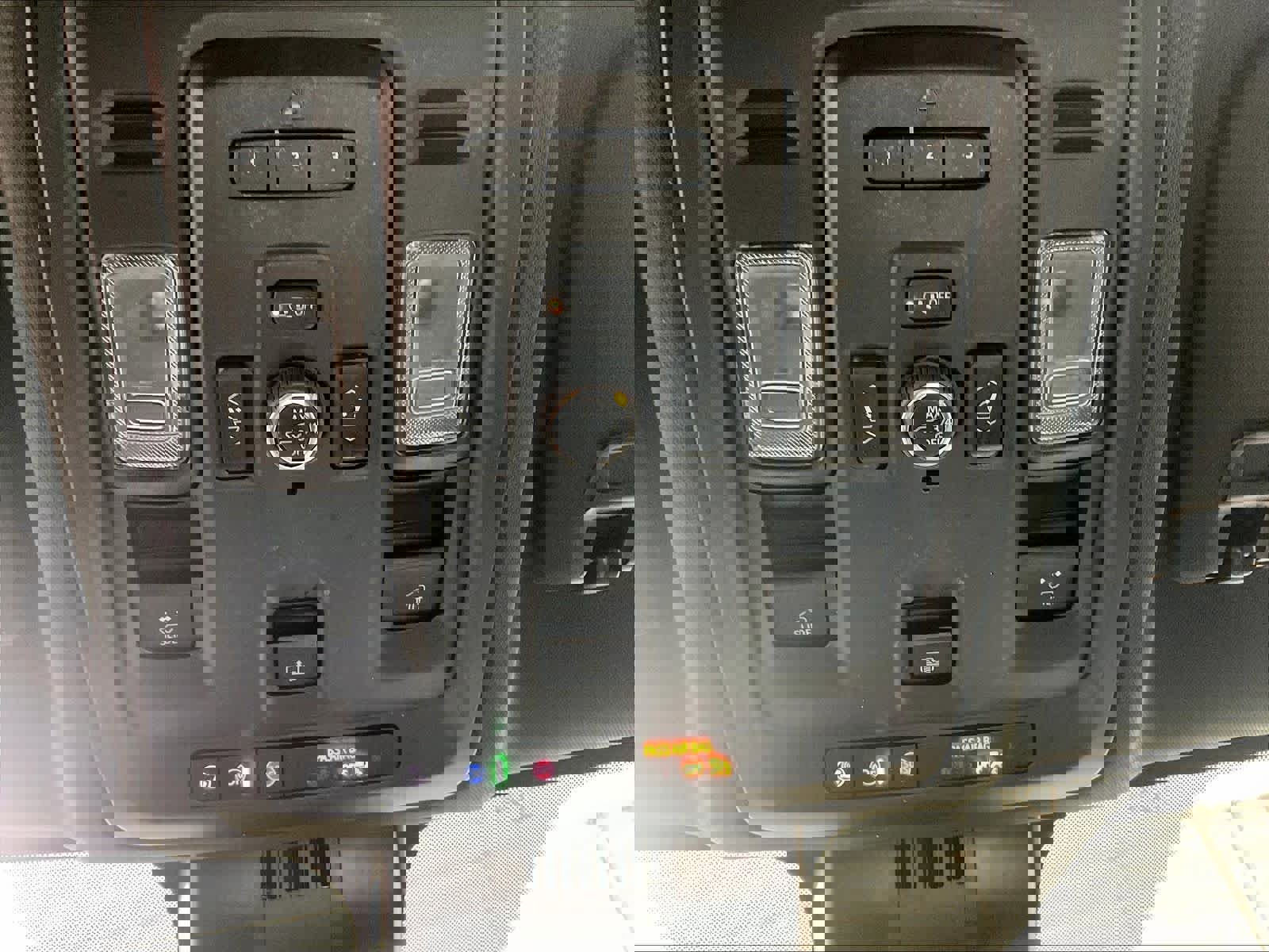 Used 2023 Chevrolet Tahoe Z71 w/ Luxury Package image 27