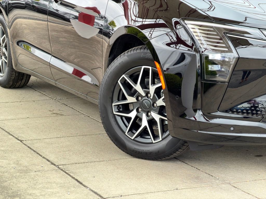 New 2027 Chrysler Pacifica Limited FWD image 9