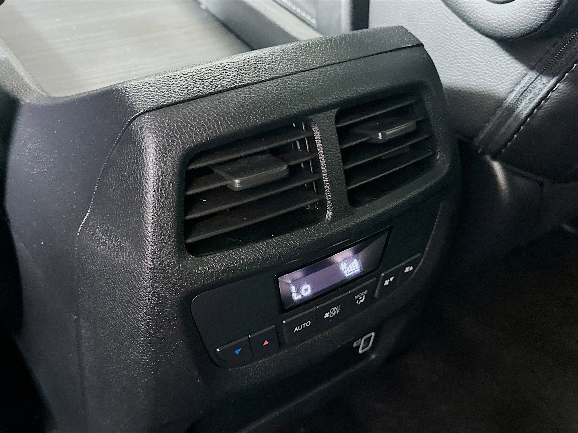 Certified 2022 Honda Pilot Special Edition image 21