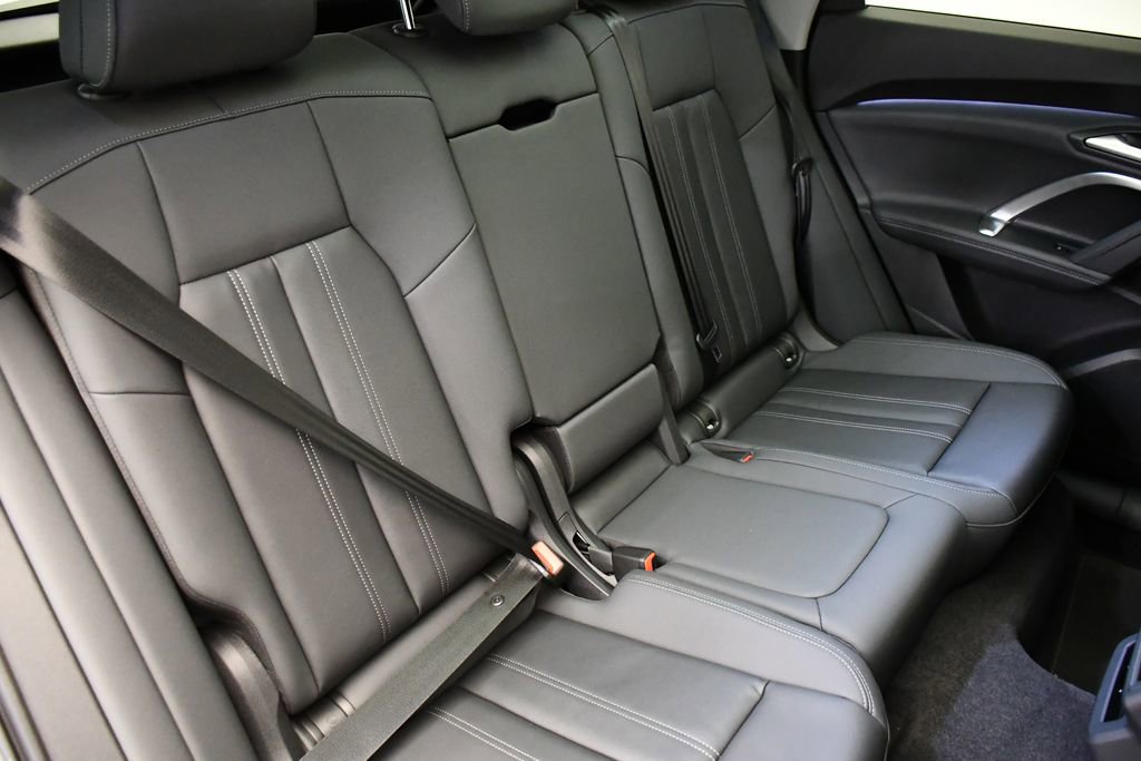 Certified 2025 Audi Q5 Premium w/ Convenience Package AWD/4WD image 52