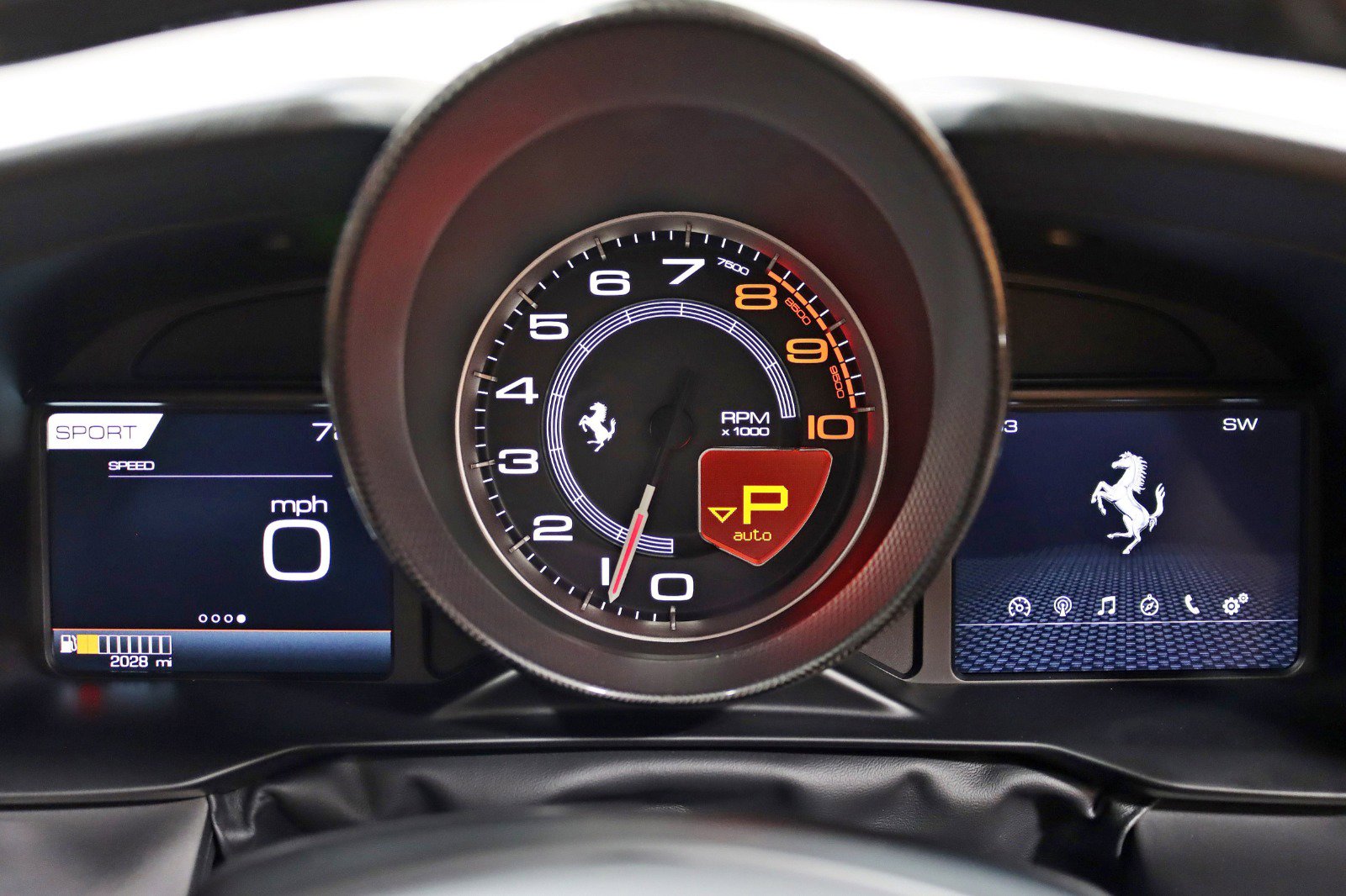 Used 2023 Ferrari F8 Tributo image 30