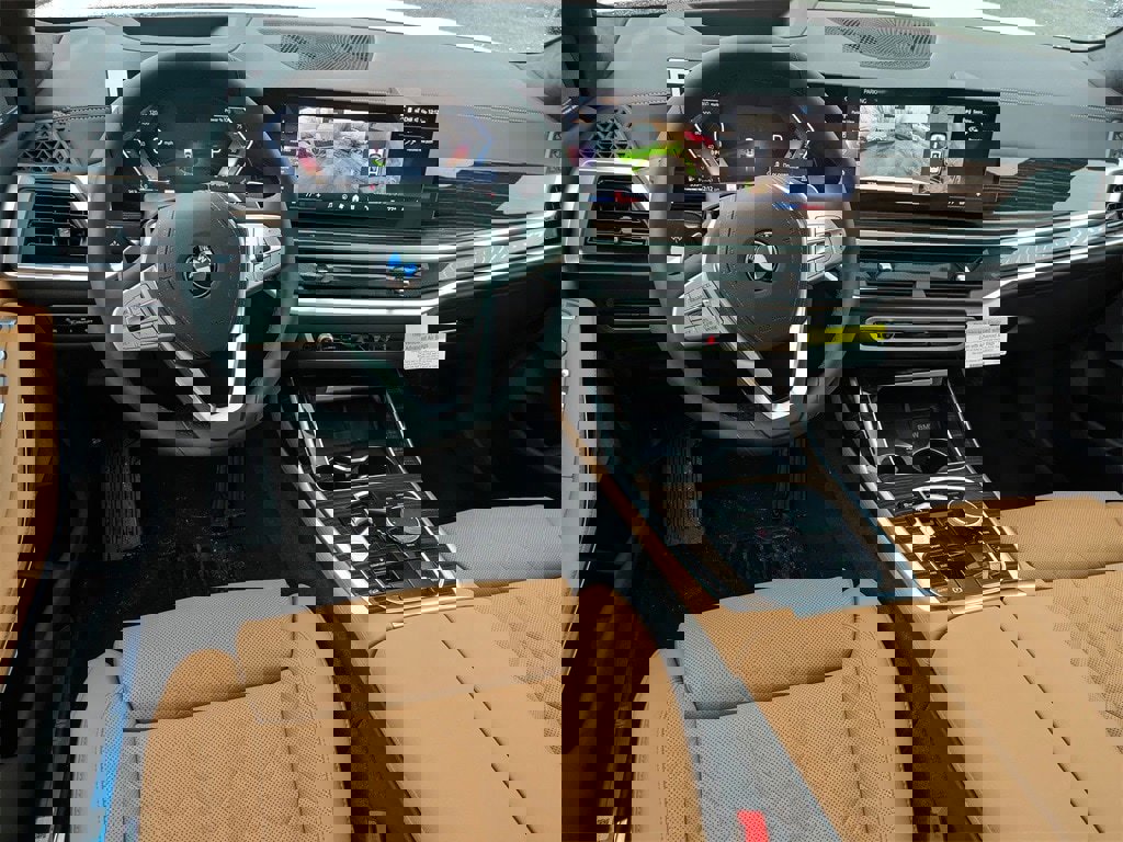 New 2025 BMW X7 xDrive40i w/ Premium Package image 25