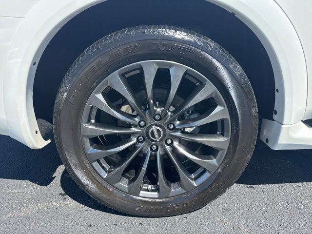 Used 2024 Nissan Armada Platinum w/ Captain's Chairs Package AWD/4WD image 9
