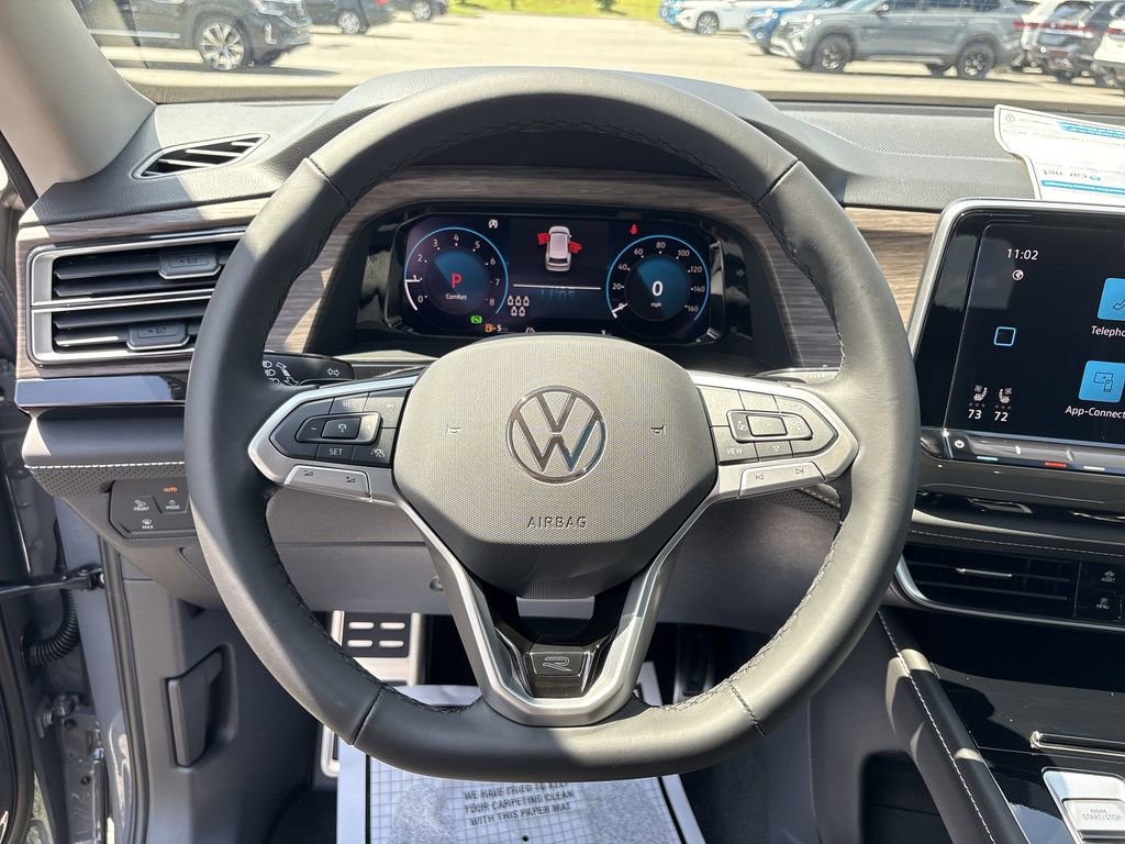 New 2025 Volkswagen Atlas SEL Premium R-Line image 28