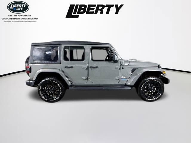 Used 2021 Jeep Wrangler Unlimited Sahara w/ Cold Weather Group AWD/4WD image 8