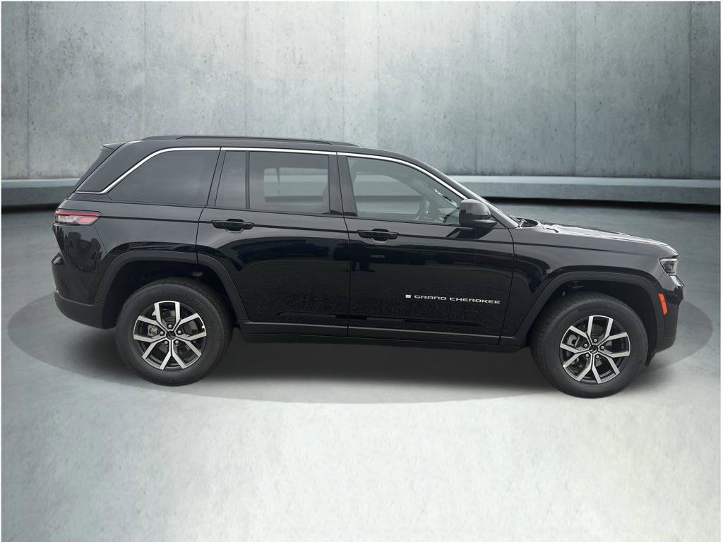 New 2027 Jeep Grand Cherokee Laredo X AWD/4WD image 6