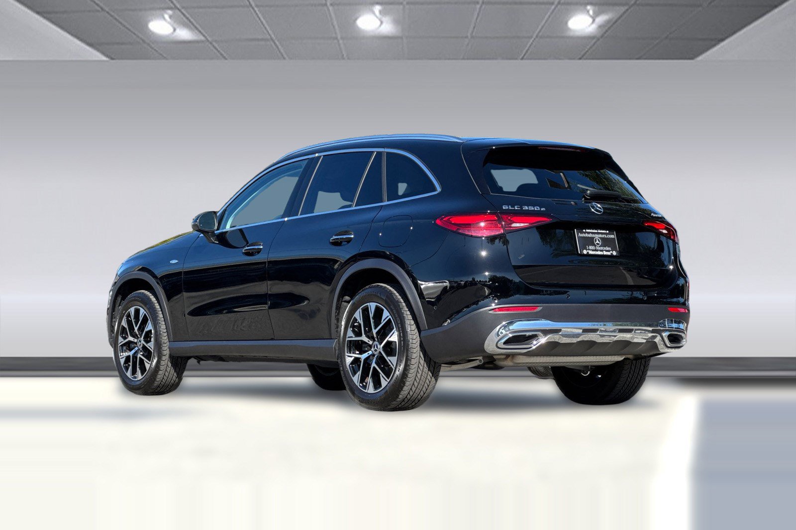 Certified 2025 Mercedes-Benz GLC 350e 4MATIC image 3