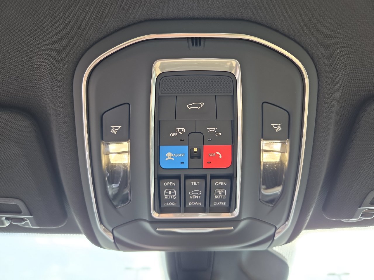 New 2027 Jeep Grand Cherokee Limited AWD/4WD image 8
