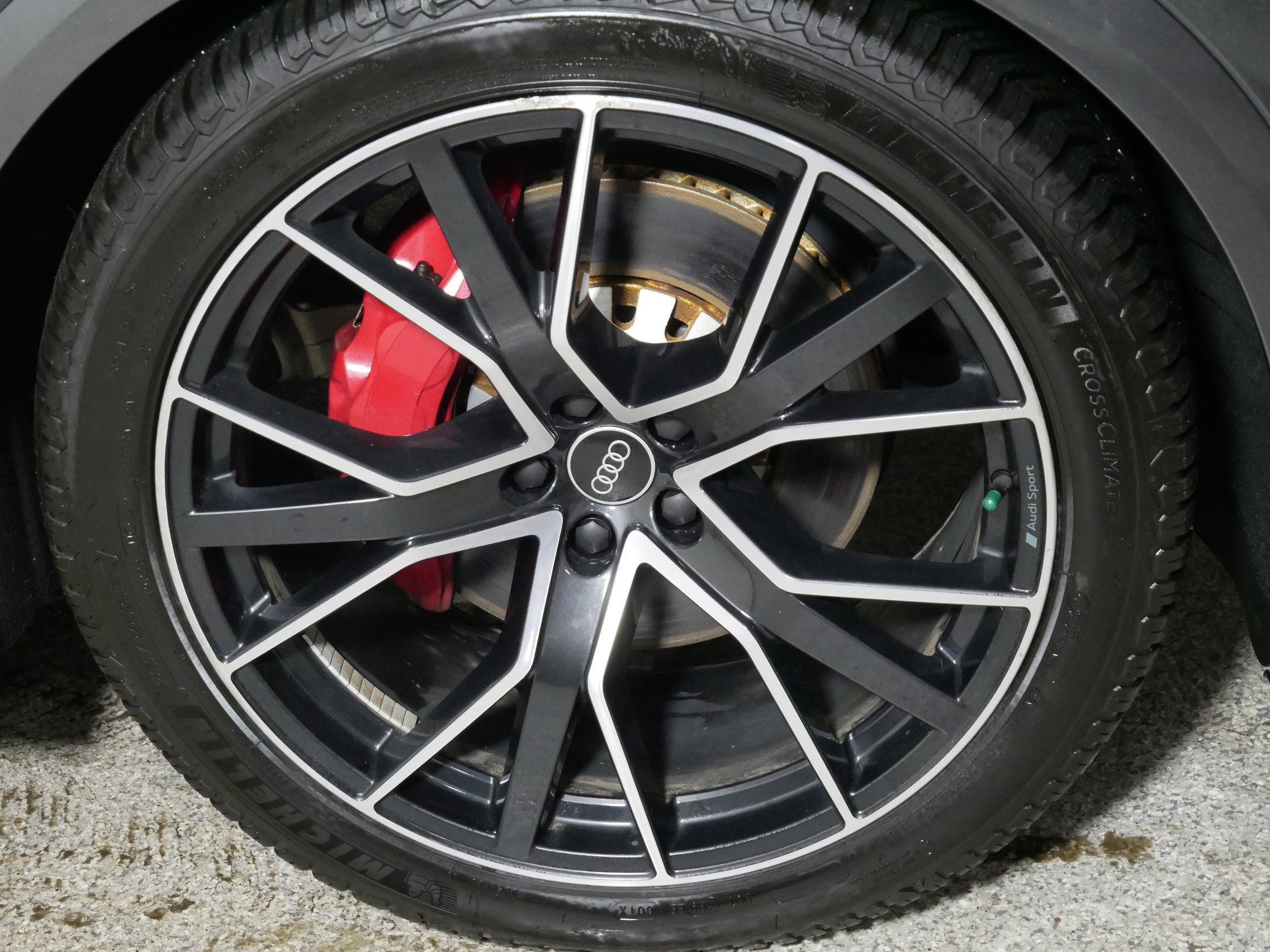 Used 2021 Audi Q8 Prestige w/ Prestige Package image 15