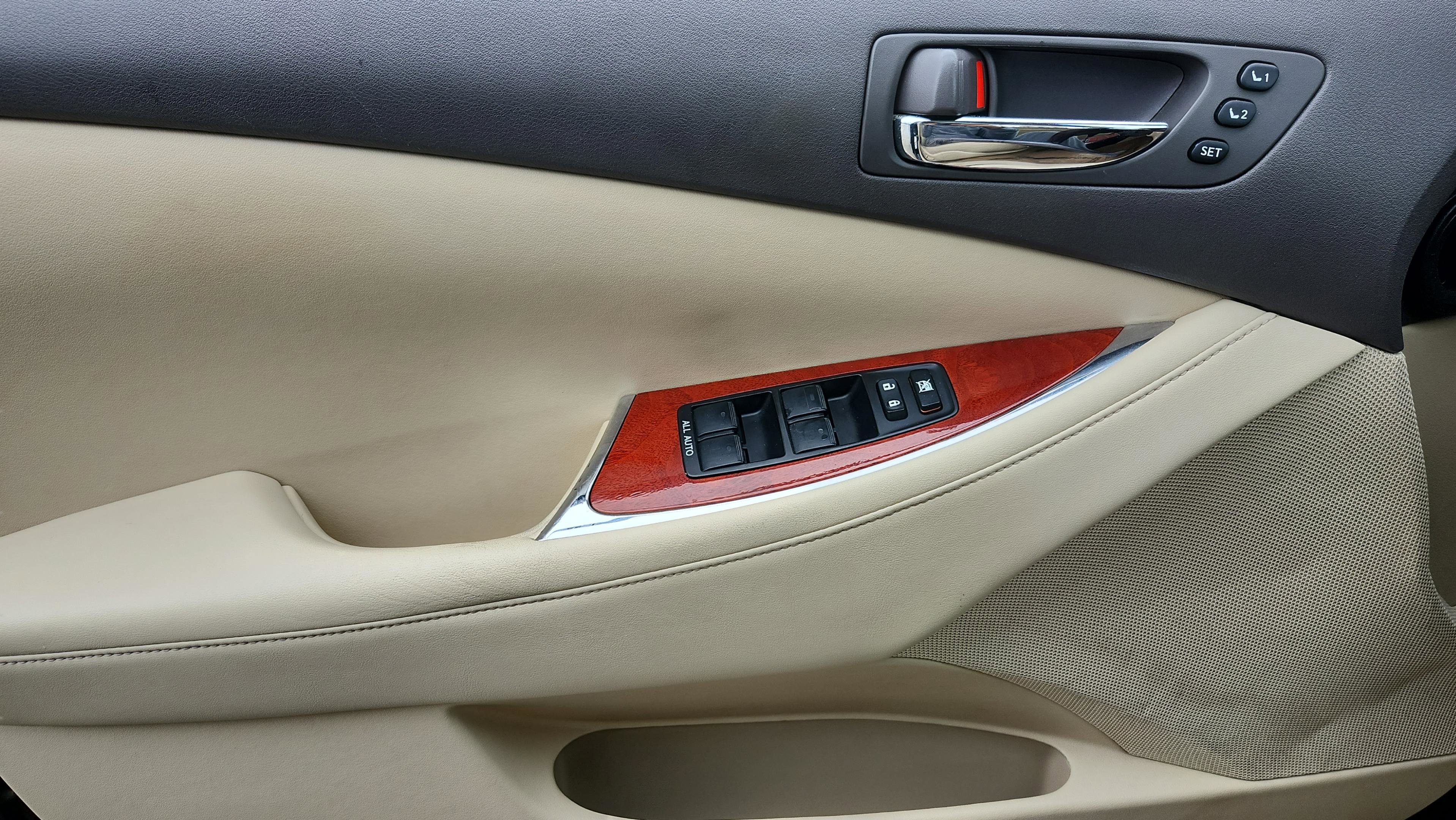 Used 2012 Lexus ES 350 image 32