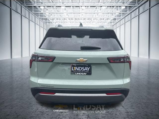 Used 2025 Chevrolet Equinox LT w/ Convenience Package II FWD image 4