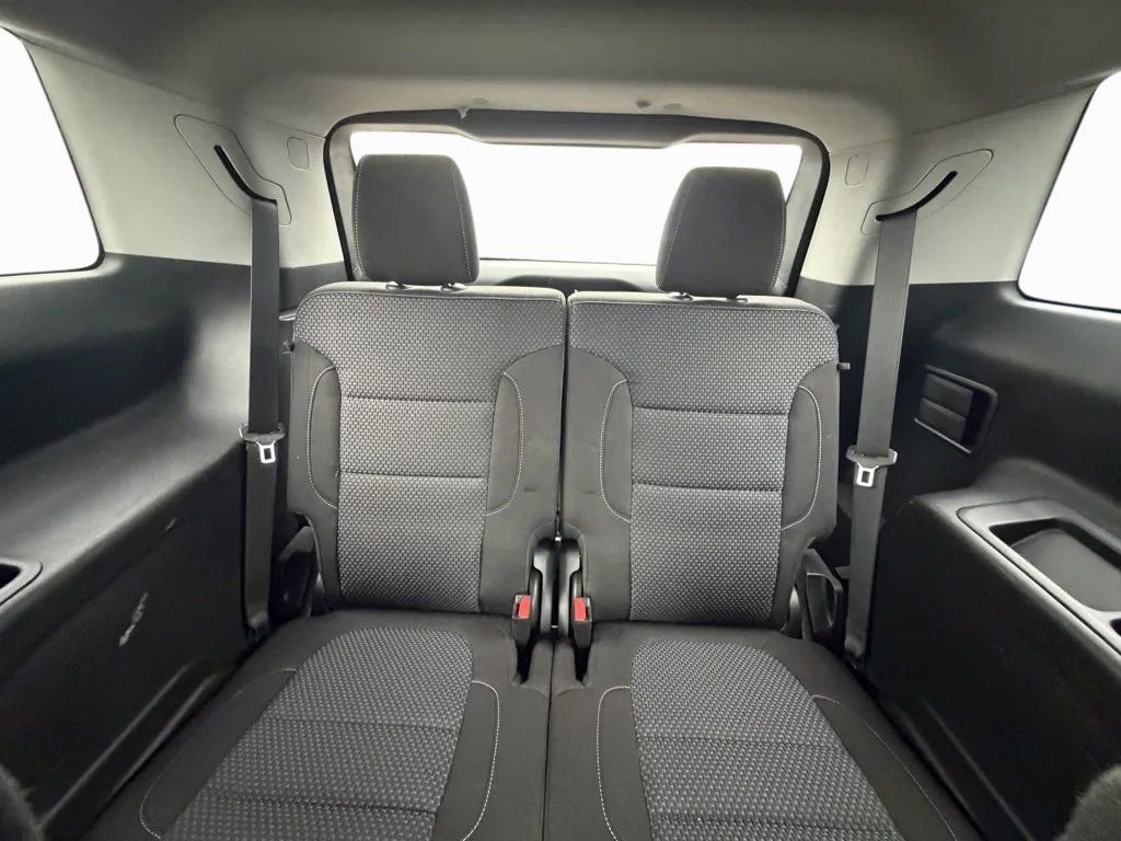 Used 2021 GMC Acadia SLE w/ Driver Convenience Package image 33