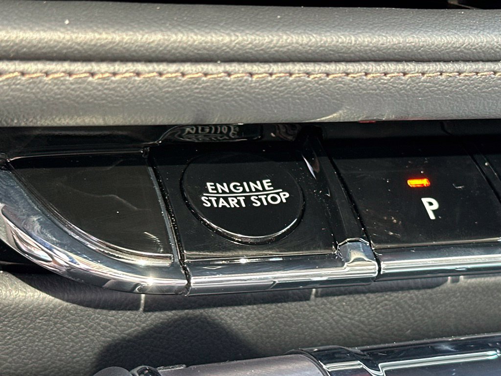 New 2027 Lincoln Aviator AWD image 11