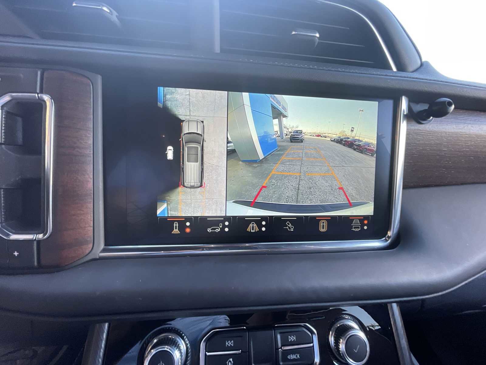 Used 2024 GMC Yukon Denali Ultimate image 15