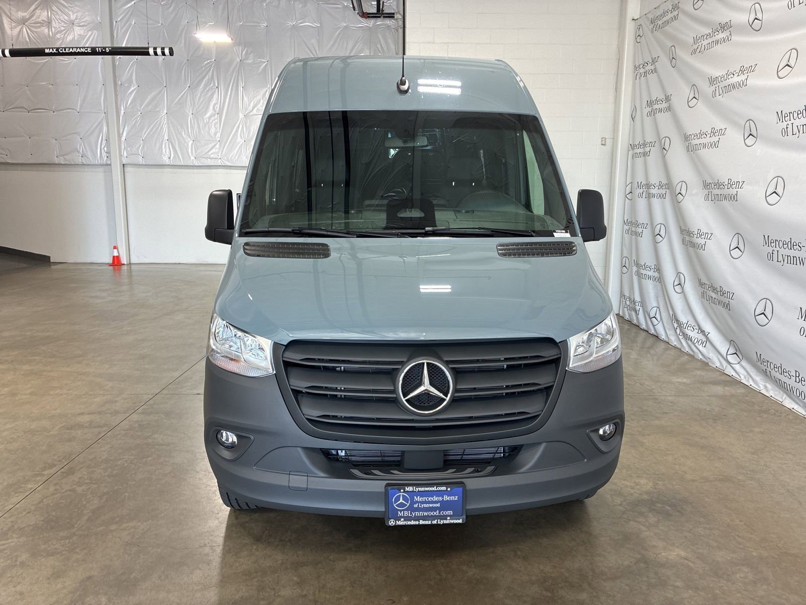 New 2025 Mercedes-Benz Sprinter 2500 image 2