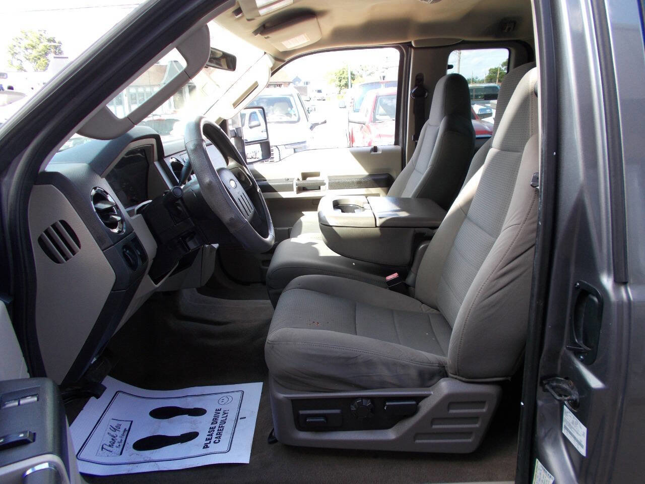 Used 2009 Ford F250 XLT AWD/4WD image 8