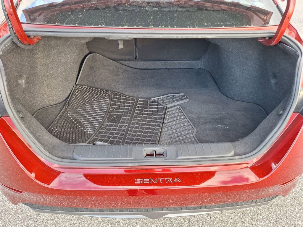 Used 2020 Nissan Sentra SR w/ Electronics Package image 24