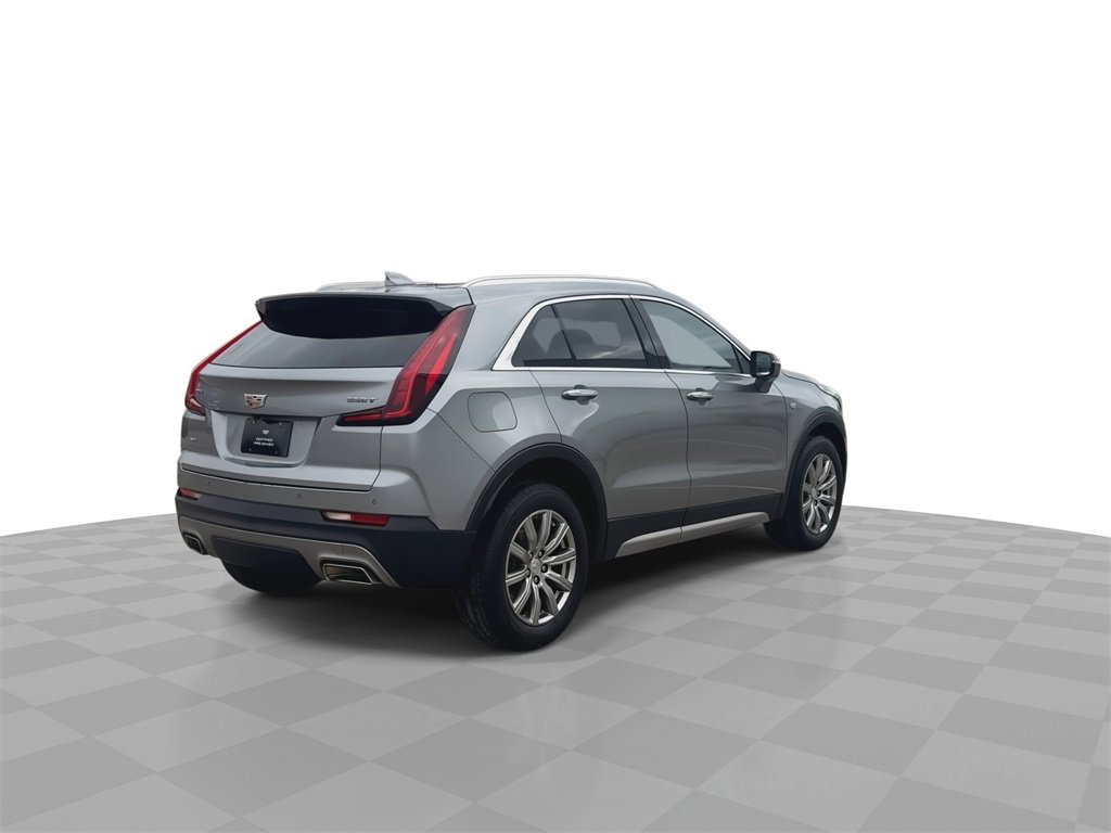 Used 2023 Cadillac XT4 Premium Luxury image 8