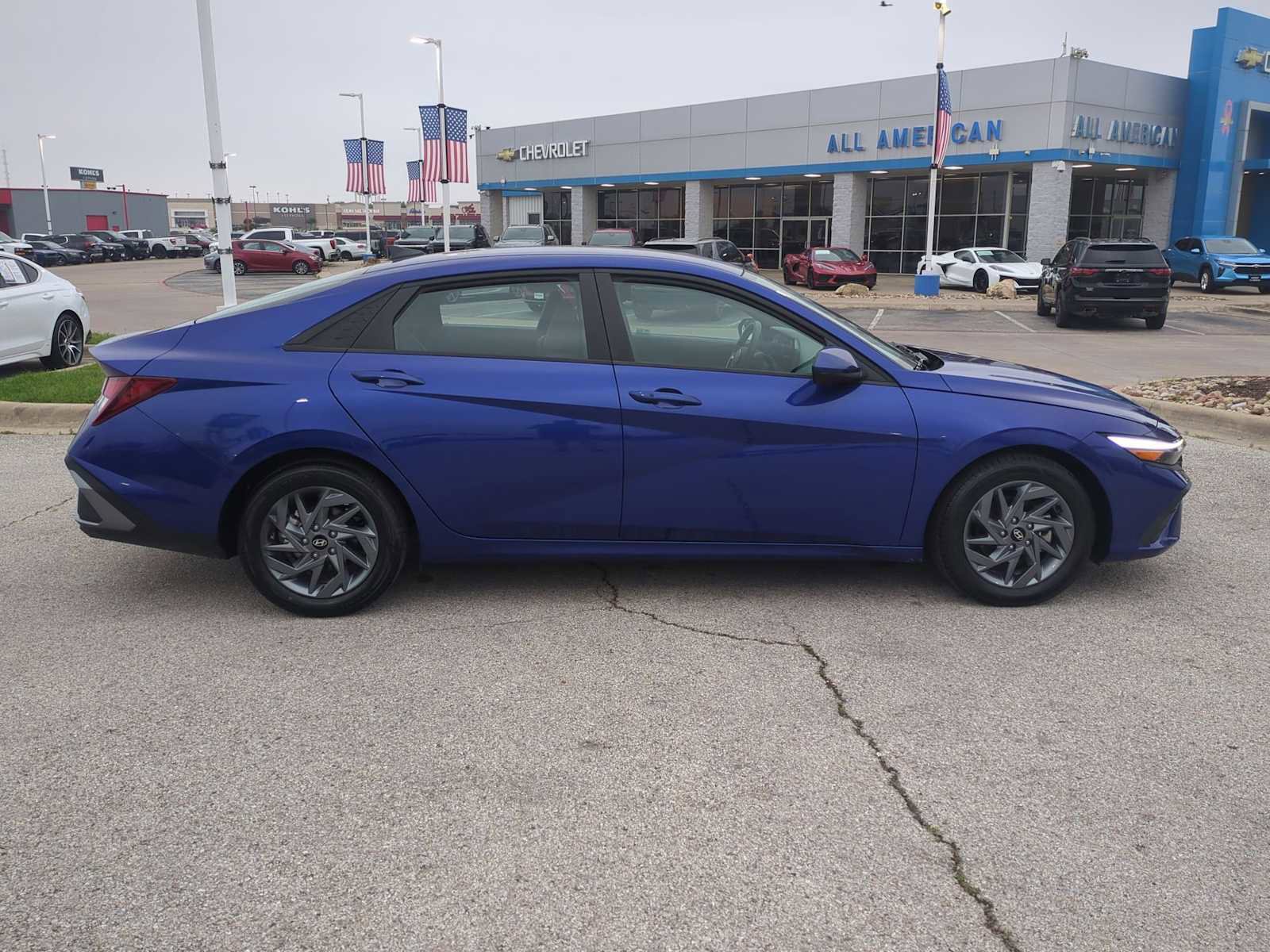 Used 2024 Hyundai Elantra SEL FWD image 9