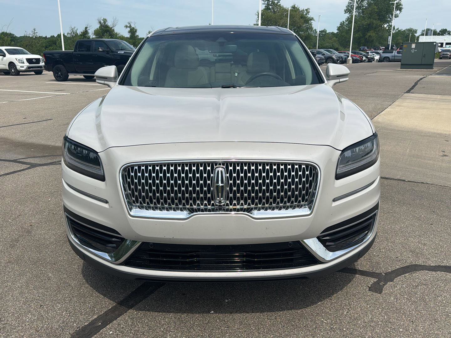 Used 2019 Lincoln Nautilus Reserve AWD/4WD image 9