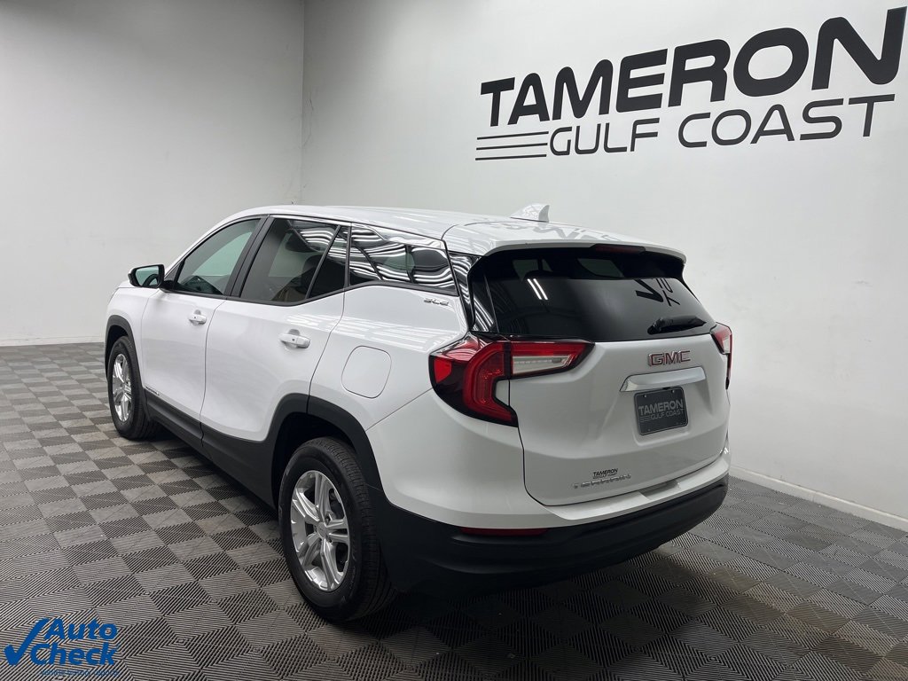 Used 2024 GMC Terrain SLE image 8