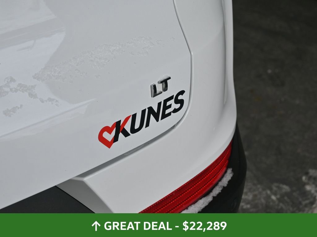 Used 2025 Chevrolet TrailBlazer LT w/ Driver Confidence Package image 14