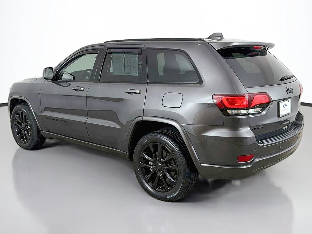 Used 2021 Jeep Grand Cherokee Laredo X AWD/4WD image 12