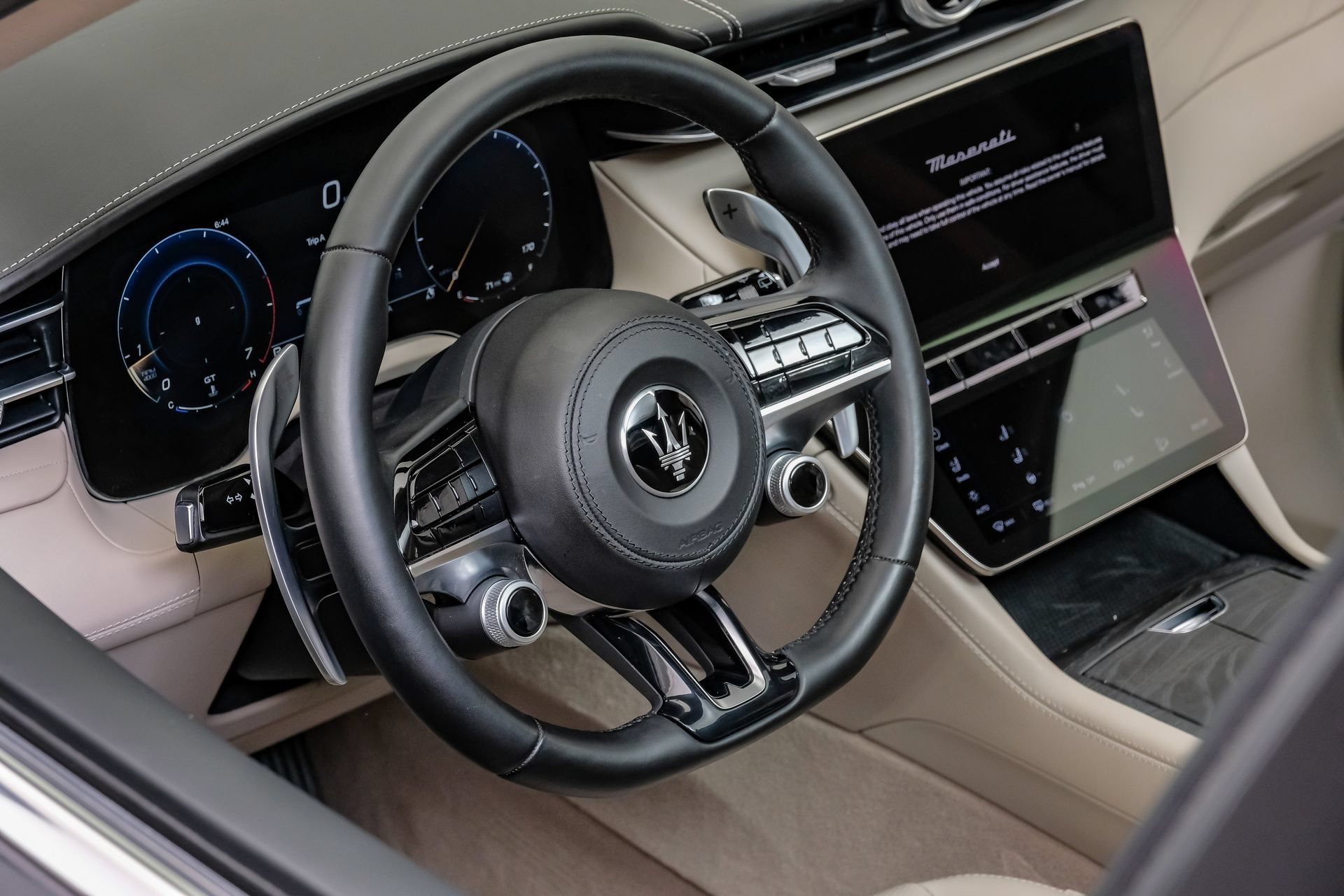 Used 2023 Maserati Grecale GT AWD/4WD image 20