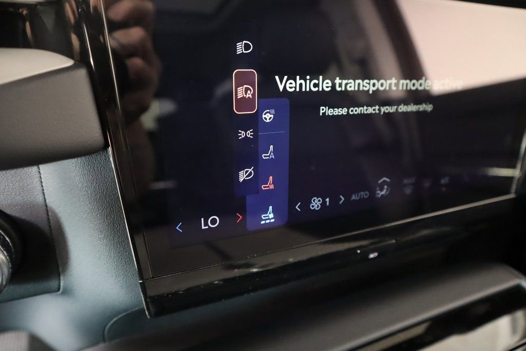 New 2025 Lincoln Navigator Reserve image 7