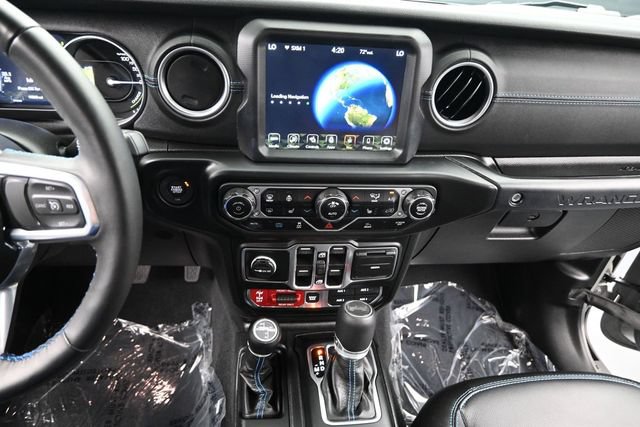 Used 2023 Jeep Wrangler Unlimited Rubicon 4xe w/ Cold Weather Group AWD/4WD image 12