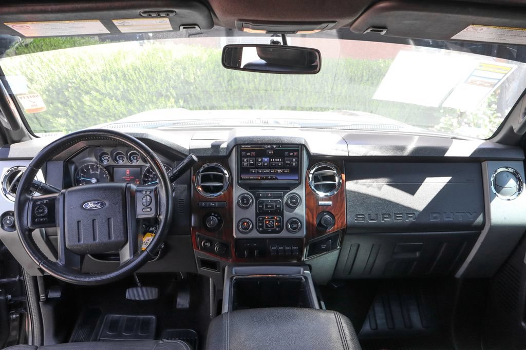 Used 2015 Ford F250 Lariat w/ Lariat Ultimate Package AWD/4WD image 30