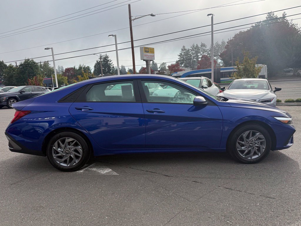 Certified 2026 Hyundai Elantra Hybrid FWD image 6