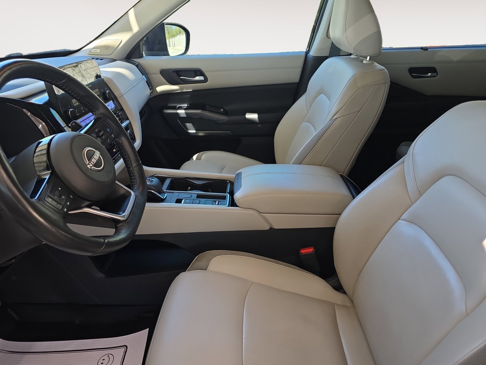 Used 2022 Nissan Pathfinder SL w/ SL Premium Package image 21