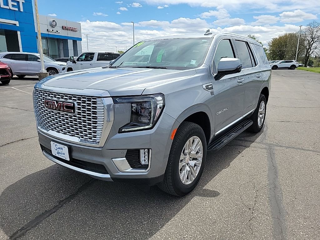 Used 2024 GMC Yukon Denali AWD/4WD image 1