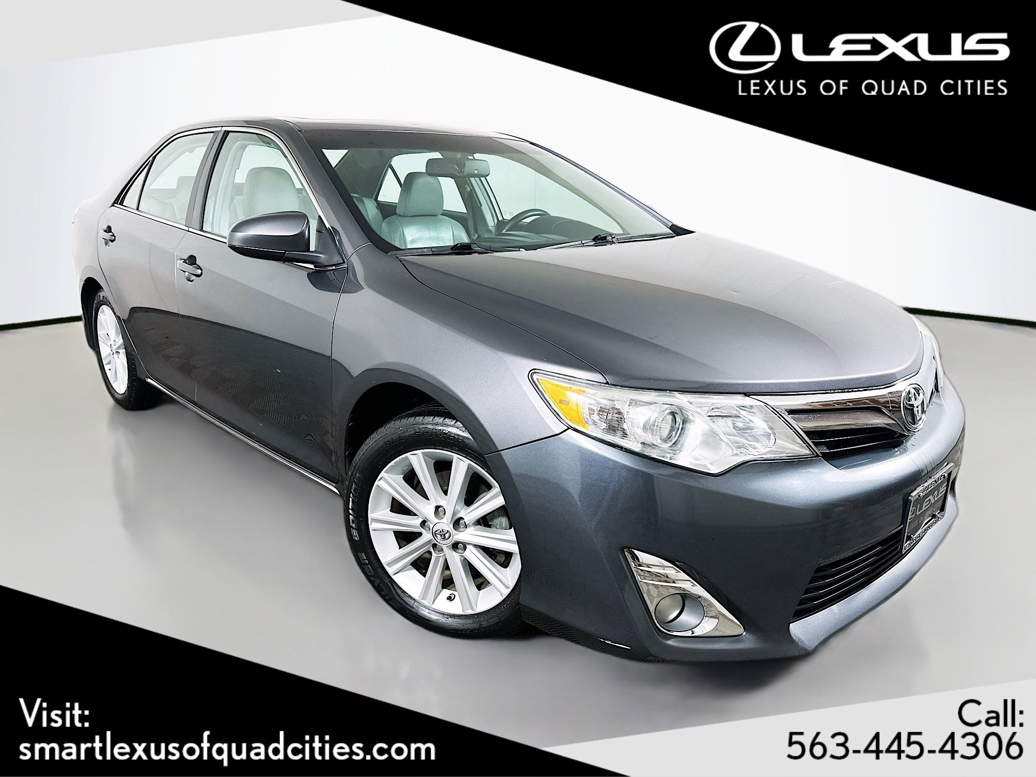 Used 2013 Toyota Camry XLE image 1