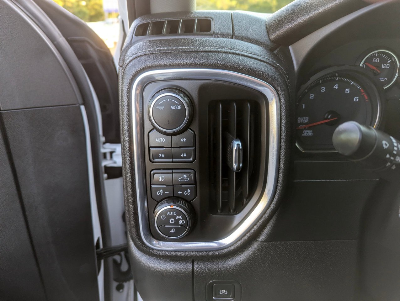 Used 2021 Chevrolet Silverado 1500 RST w/ Safety Package image 15