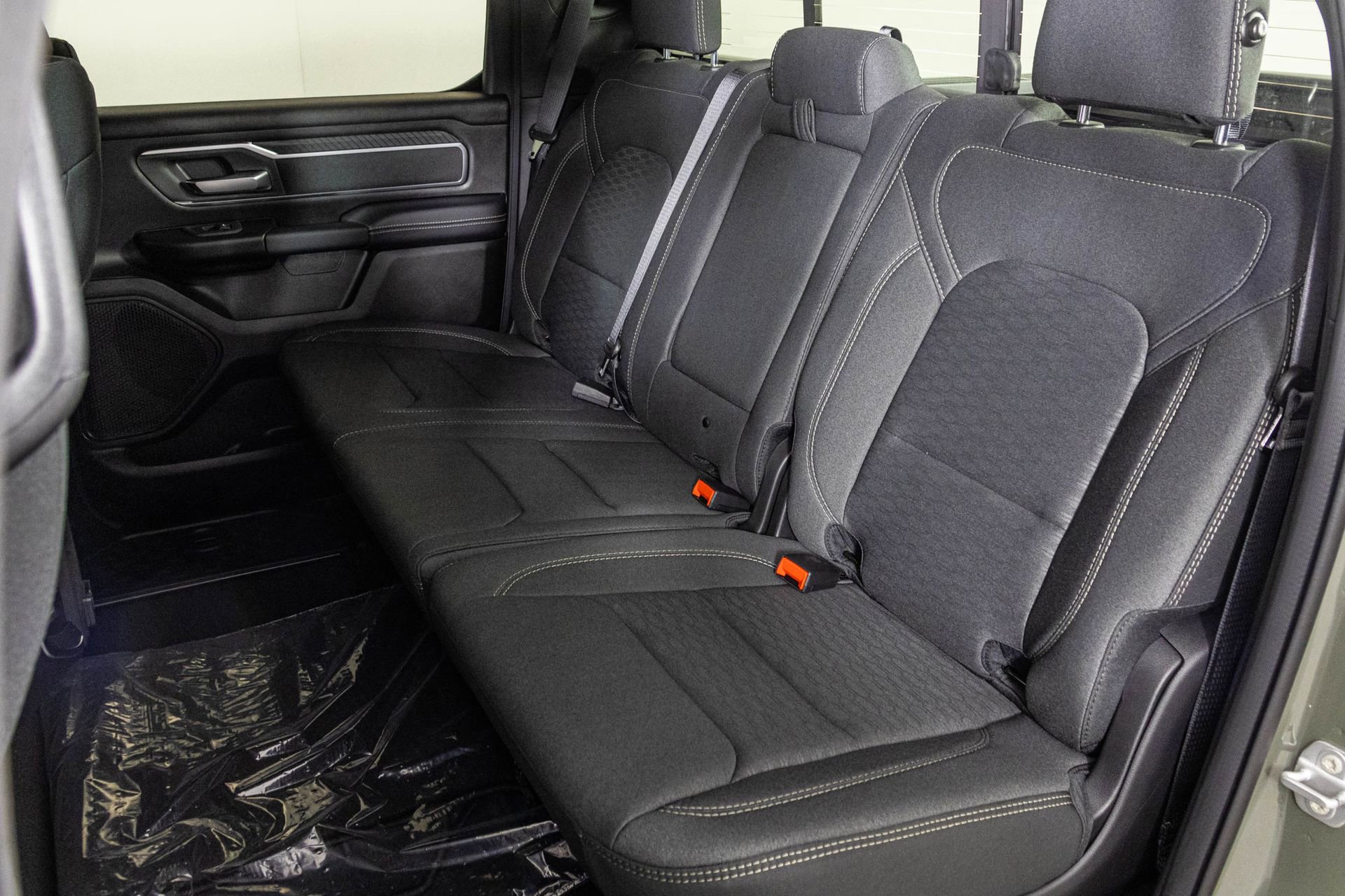 New 2026 RAM 1500 4x4 Crew Cab image 35