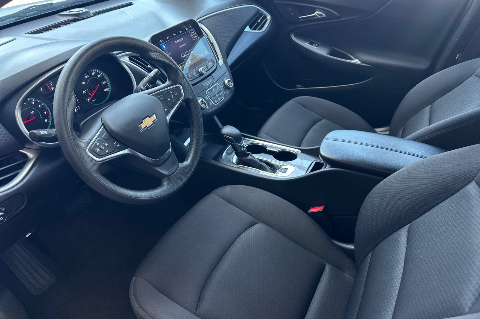 Used 2024 Chevrolet Malibu LT FWD image 10