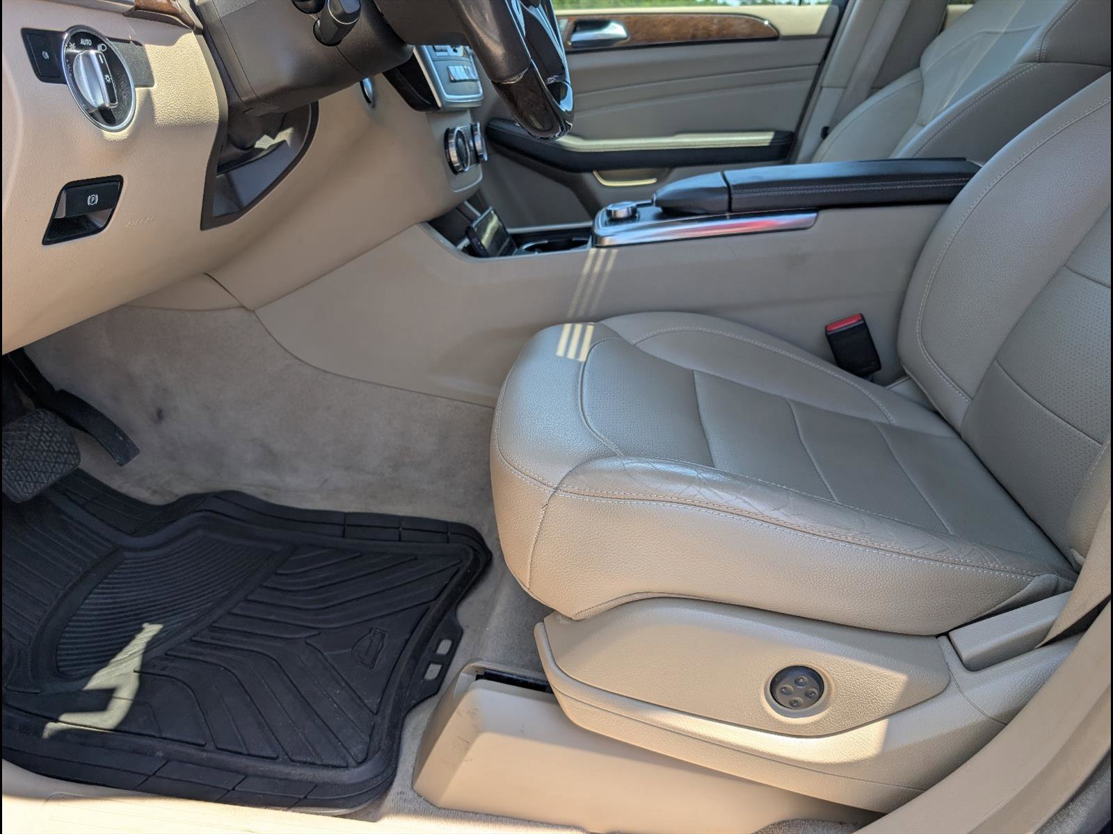 Used 2015 Mercedes-Benz ML 350 2WD image 9