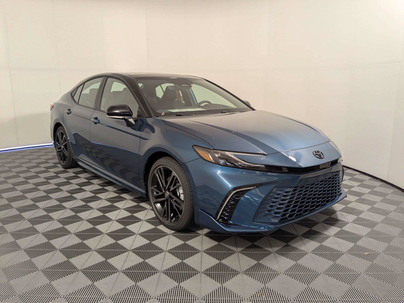 New 2026 Toyota Camry XSE FWD image 3