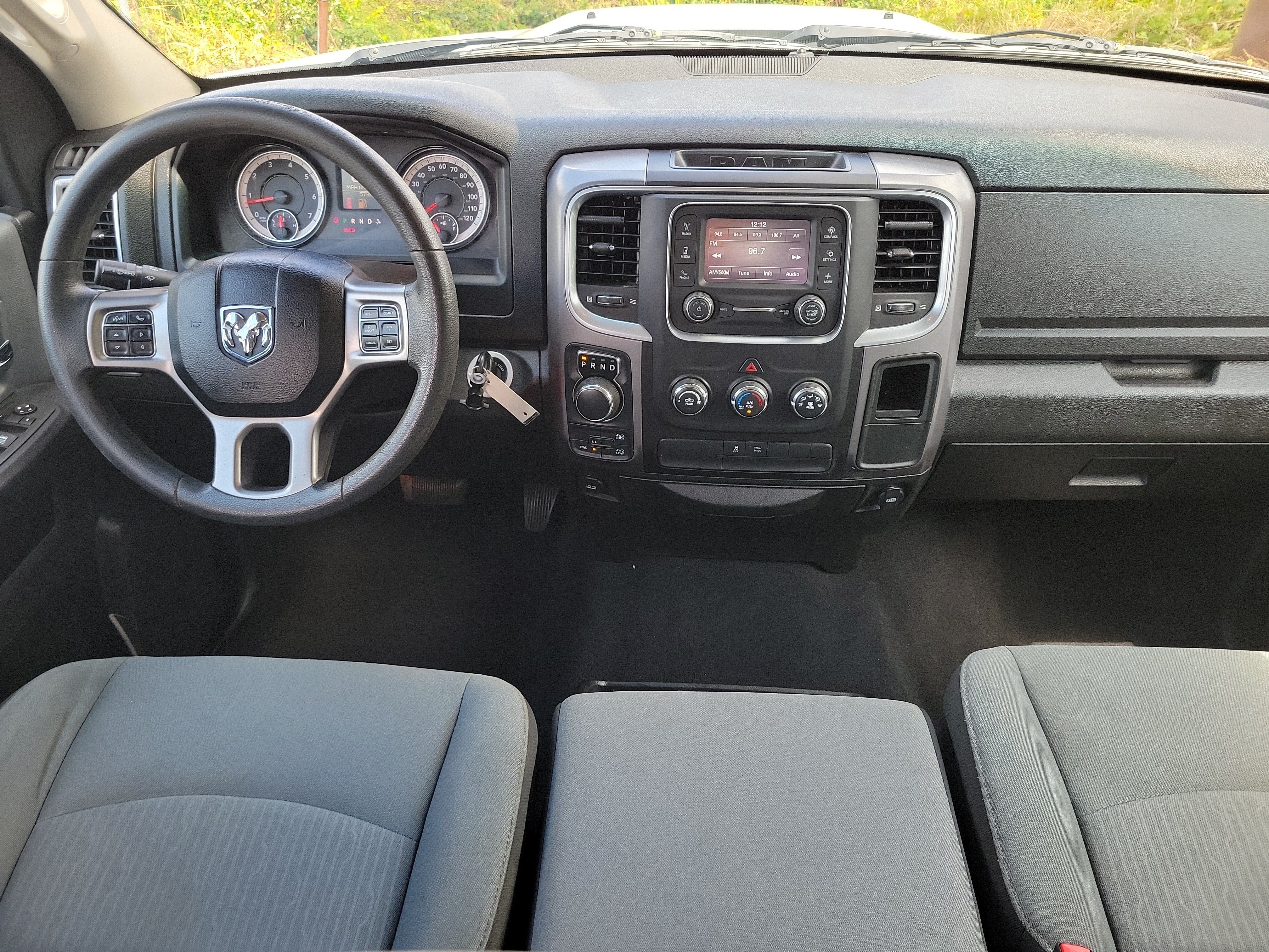 Used 2022 RAM 1500 Classic SLT AWD/4WD image 16