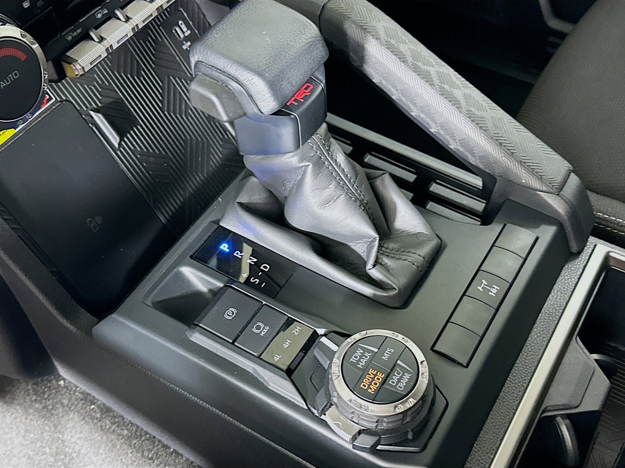 Used 2025 Toyota 4Runner TRD Off-Road image 24