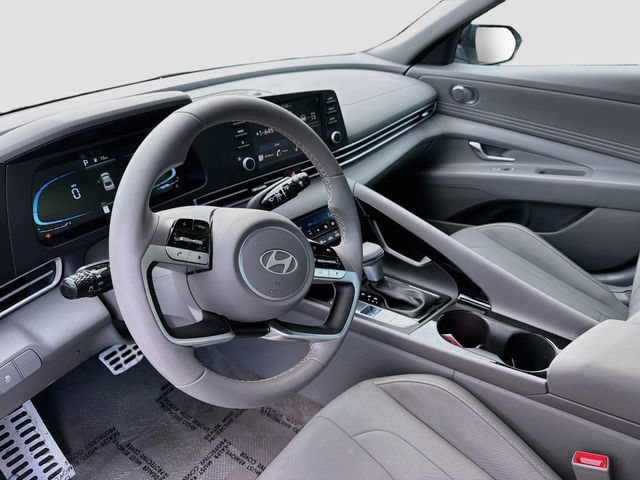 Certified 2026 Hyundai Elantra SEL Sport Premium FWD image 9