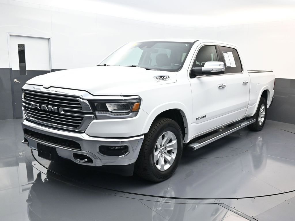 Used 2022 RAM 1500 Laramie AWD/4WD image 1