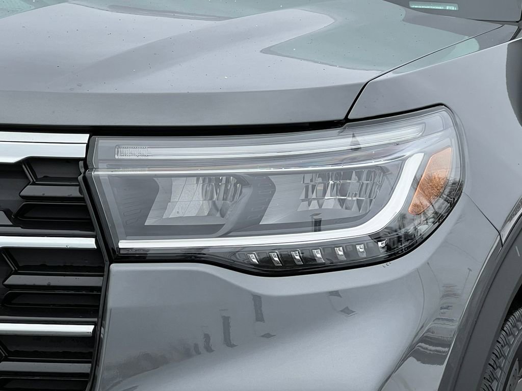 Used 2026 Ford Explorer Active w/ Active Comfort Package image 40