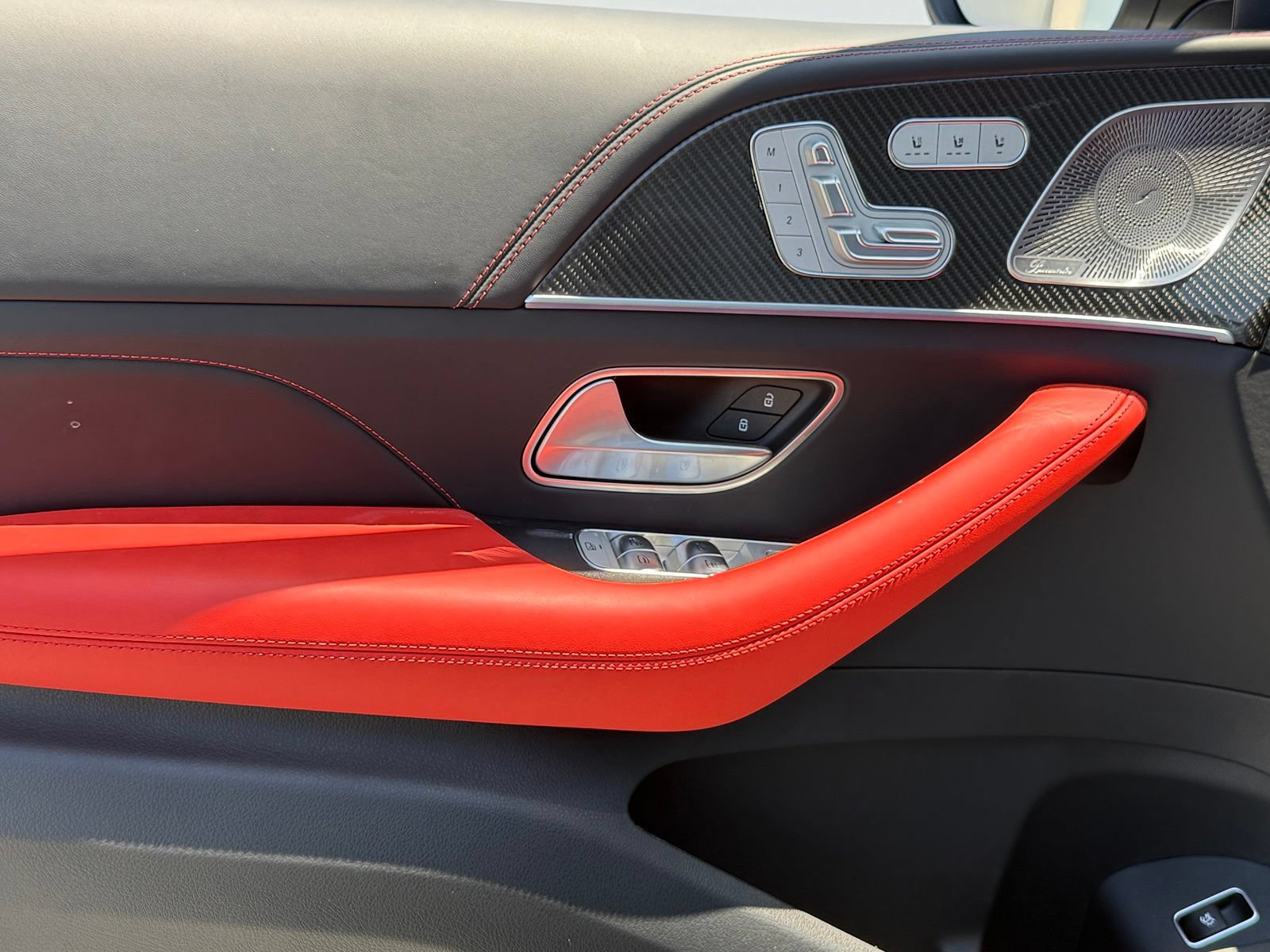 New 2026 Mercedes-Benz GLE 63 AMG S image 15