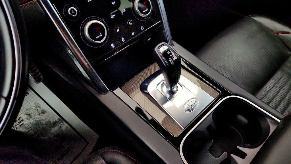 Used 2020 Land Rover Discovery Sport HSE R-Dynamic image 16